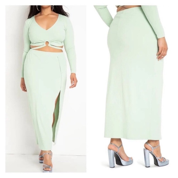 NWT Eloquii Women's Green Ribbed Slit Leg Pull On-Long Stretch Maxi Skirt 22-24 - Picture 2 of 13